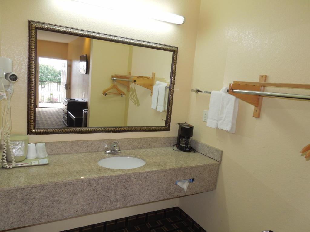 Homegate Inn & Suites West Memphis Zimmer foto